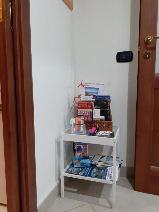 Appartement La Terra Del Sole à Naples Extérieur photo