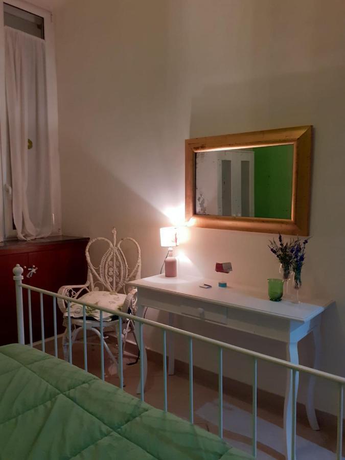 Appartement La Terra Del Sole à Naples Extérieur photo