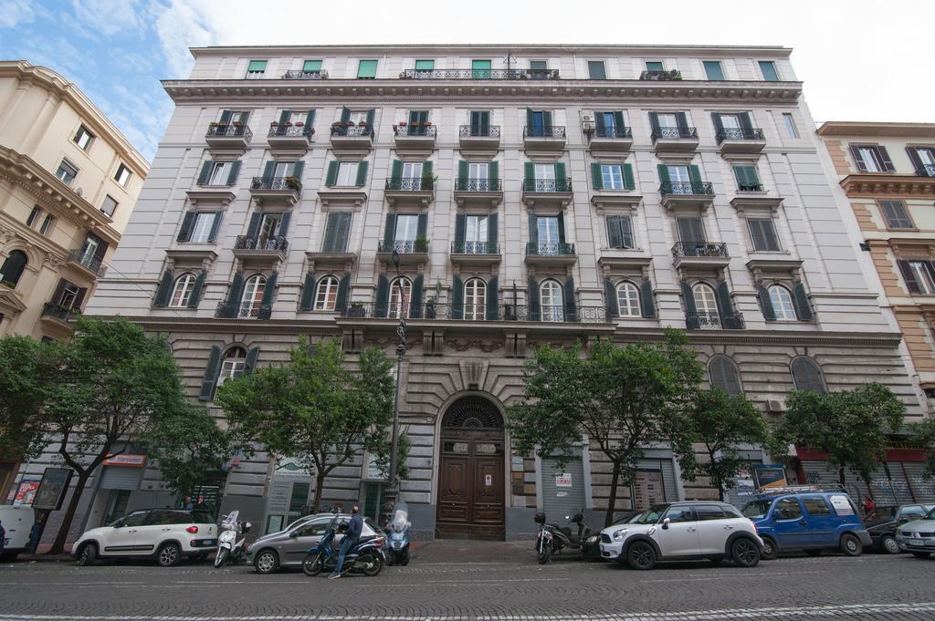 Appartement La Terra Del Sole à Naples Extérieur photo