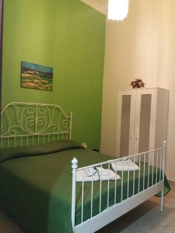 Appartement La Terra Del Sole à Naples Extérieur photo